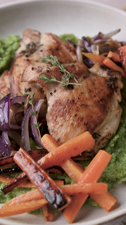 Contramuslos con pure de brócoli y zanahorias glaseadas